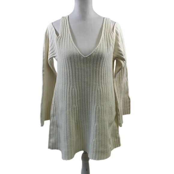 Knitted and Knotted Anthropologie Ivory Cold Shoulder Knit Top Size L - Picture 1 of 11